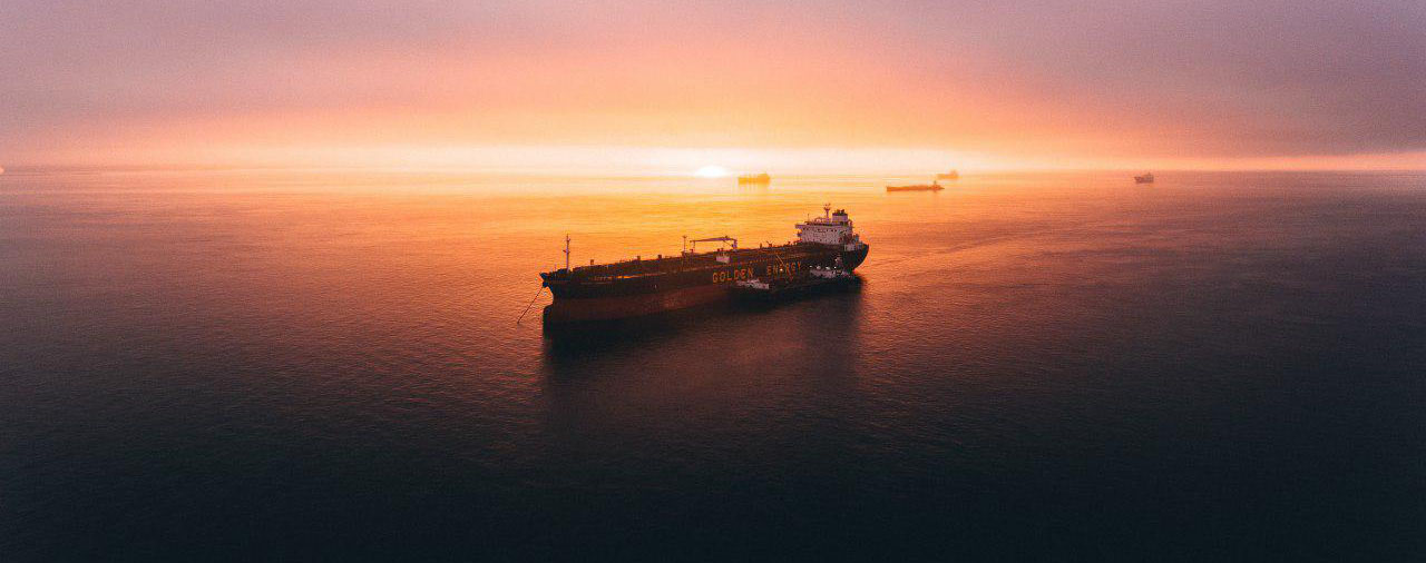 Industrial base oils and lubricants
